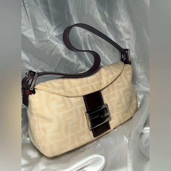 Authentic vintage fendi baguette - Picture 7 of 10